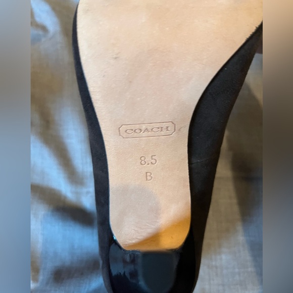 Authentic Coach Pumps - Size 8.5 - Picture 5 of 5
